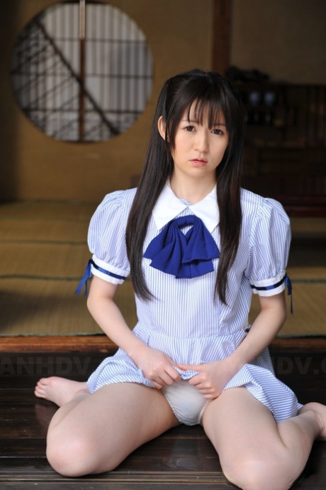 Japan Sexy School Girl Vegena - Japanese Pussy Porn Pics - HotPussyPics.com