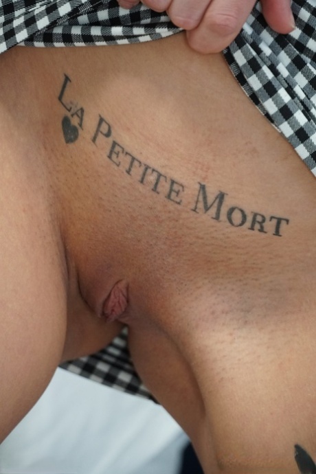 Hot brunette teen Kris The Foxx masturbates with a vibrator in nylon socks 64031305